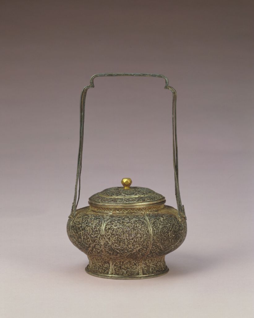 图片[1]-Silver gilded silk beam flower basket-China Archive